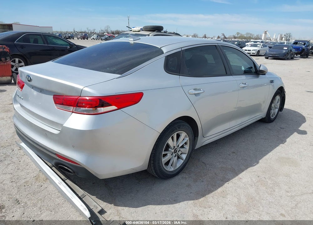 2016 KIA OPTIMA LX VIN: 5XXGT4L34GG033725