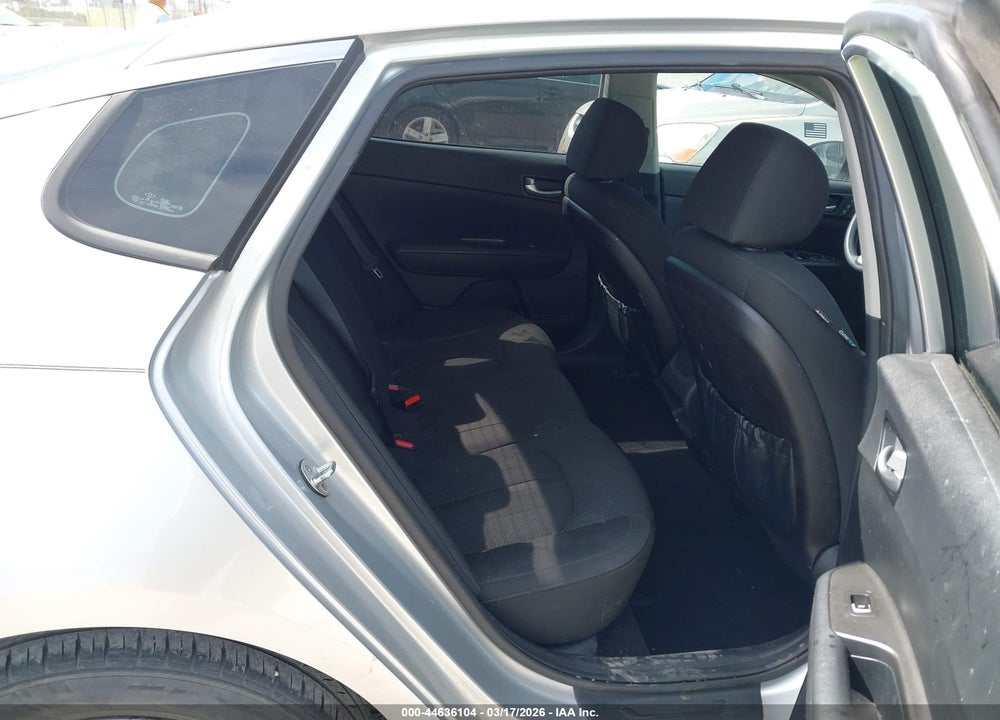 2016 KIA OPTIMA LX VIN: 5XXGT4L34GG033725