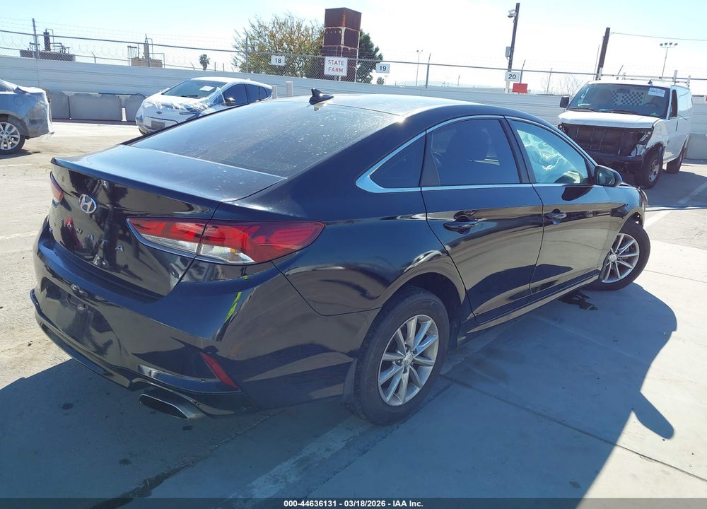 2018 HYUNDAI SONATA SE VIN: 5NPE24AF0JH674213