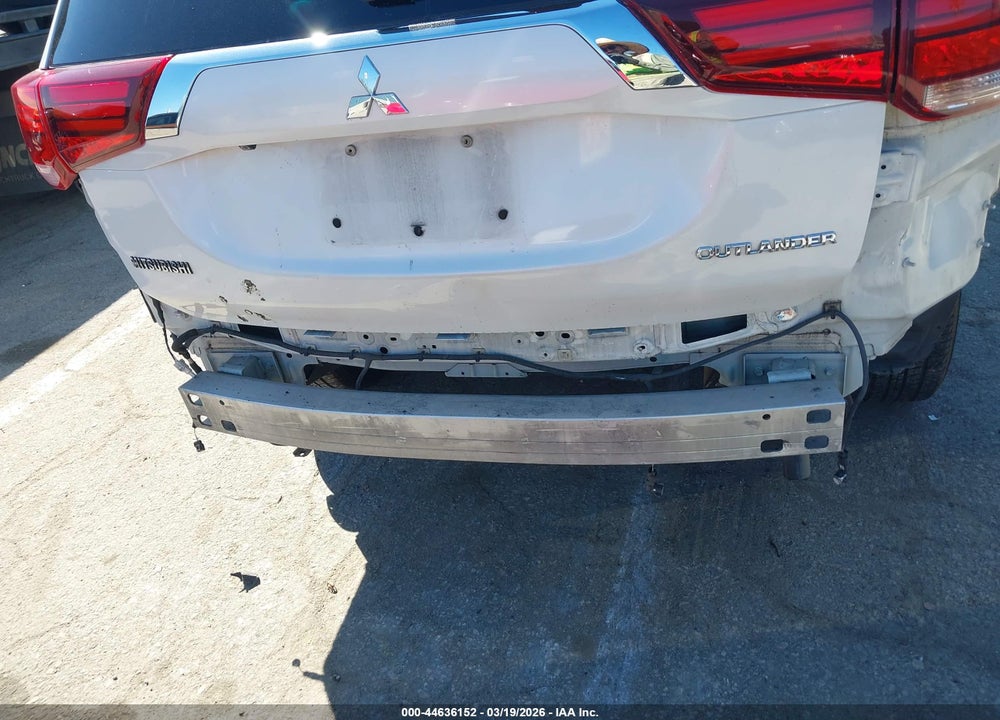 2019 MITSUBISHI OUTLANDER ES VIN: JA4AD2A30KZ006578