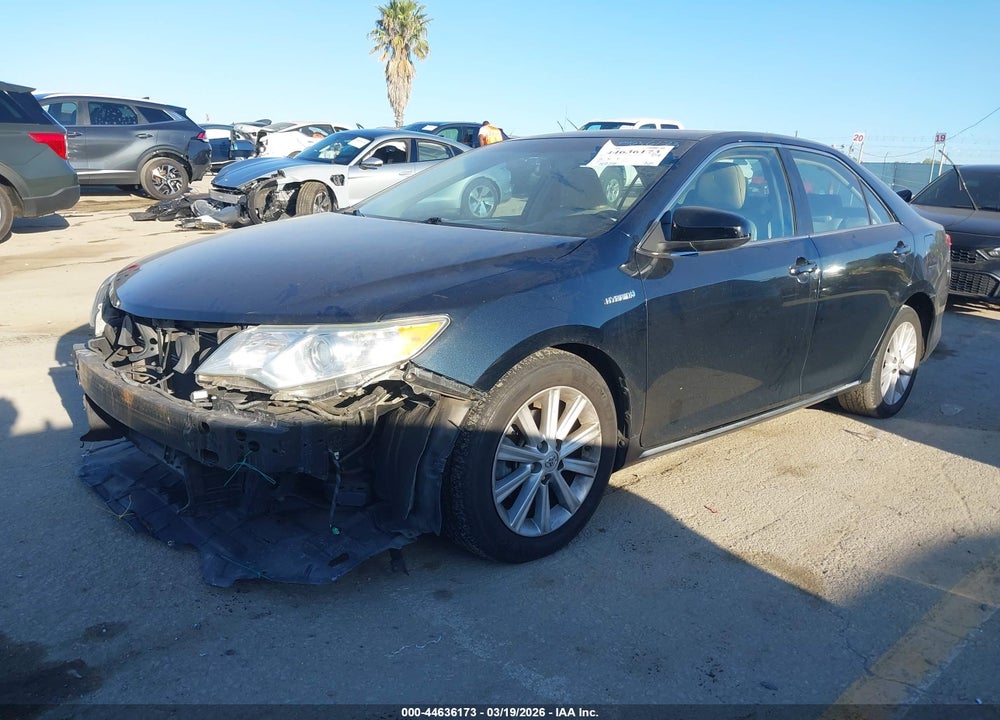 2014 TOYOTA CAMRY HYBRID XLE VIN: 4T1BD1FK4EU112047