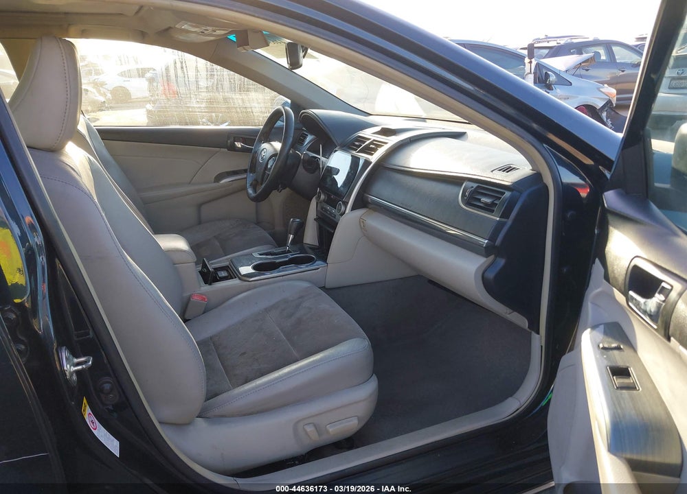 2014 TOYOTA CAMRY HYBRID XLE VIN: 4T1BD1FK4EU112047