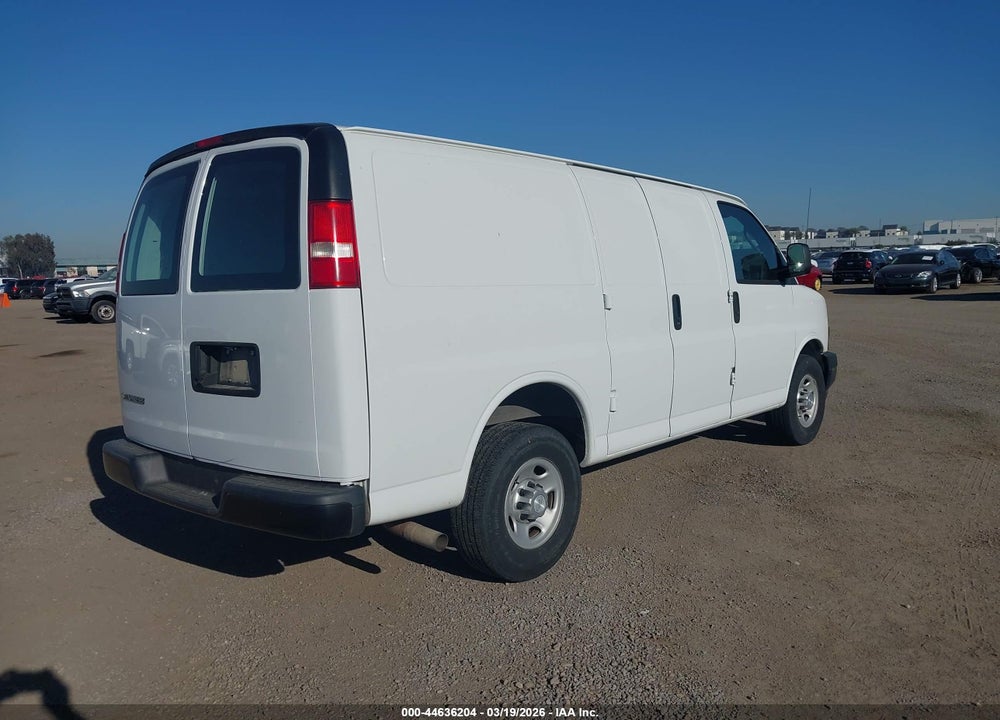 2018 CHEVROLET EXPRESS 2500 WORK VAN VIN: 1GCWGAFG5J1272412