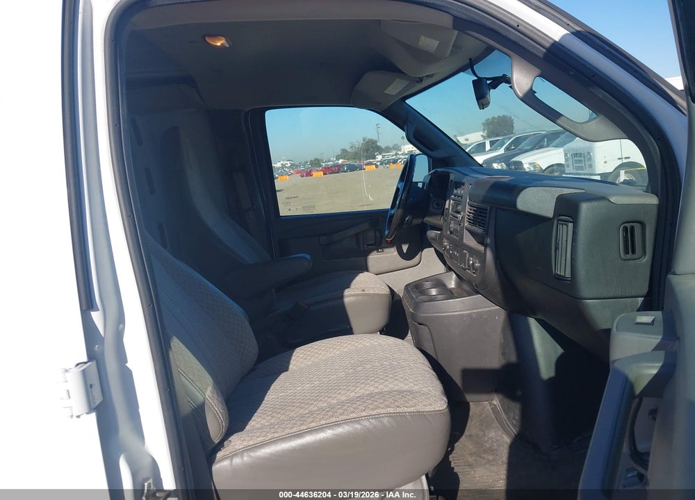 2018 CHEVROLET EXPRESS 2500 WORK VAN VIN: 1GCWGAFG5J1272412