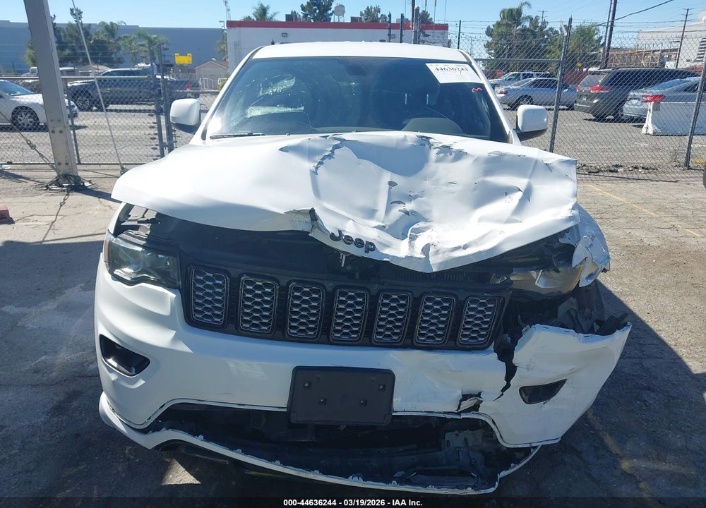 2018 JEEP GRAND CHEROKEE ALTITUDE 4X4 VIN: 1C4RJFAG8JC152191