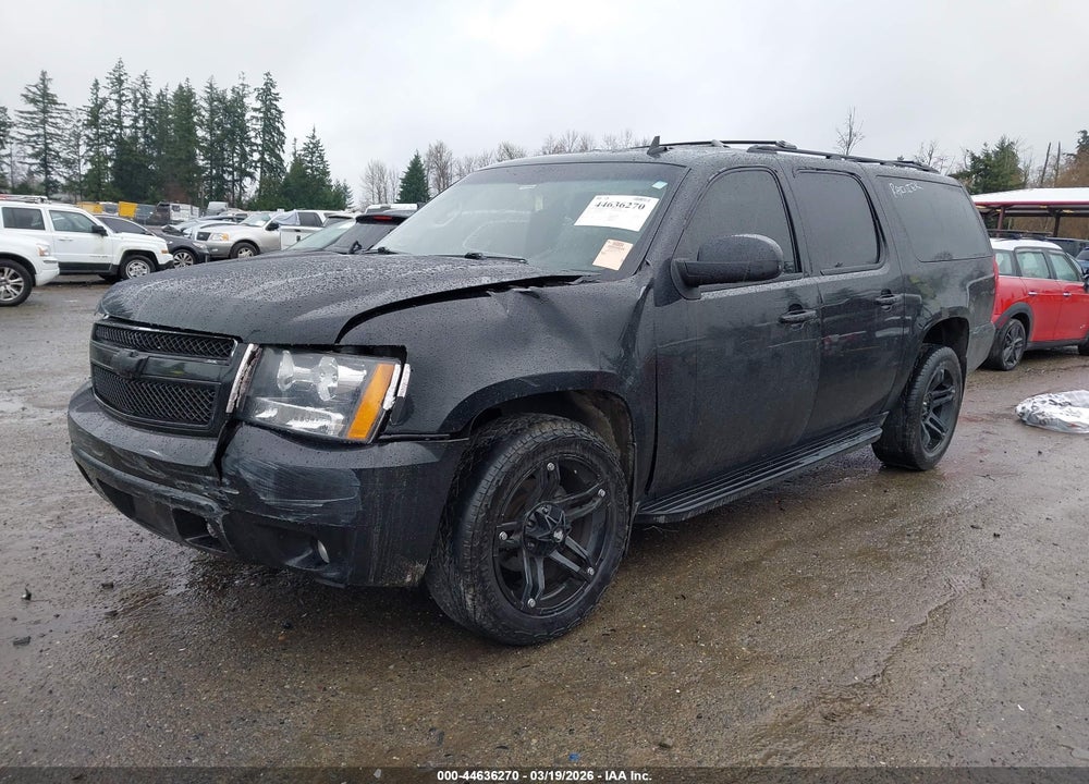 2014 CHEVROLET SUBURBAN 1500 LT VIN: 1GNSKJE78ER194835