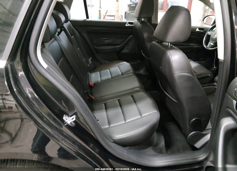 2014 VOLKSWAGEN JETTA SPORTWAGEN 2.0L TDI VIN: 3VWPL7AJXEM610169
