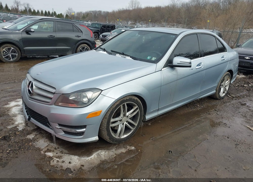 2013 MERCEDES-BENZ C 300 SPORT 4MATIC VIN: WDDGF8AB8DR273609