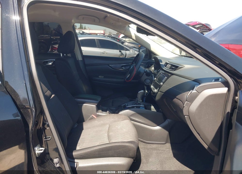 2019 NISSAN ROGUE SV VIN: JN8AT2MT2KW267561