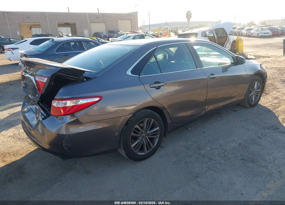 2016 TOYOTA CAMRY SE VIN: 4T1BF1FK0GU245188