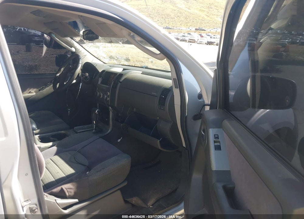 2006 NISSAN PATHFINDER SE VIN: 5N1AR18U46C623468