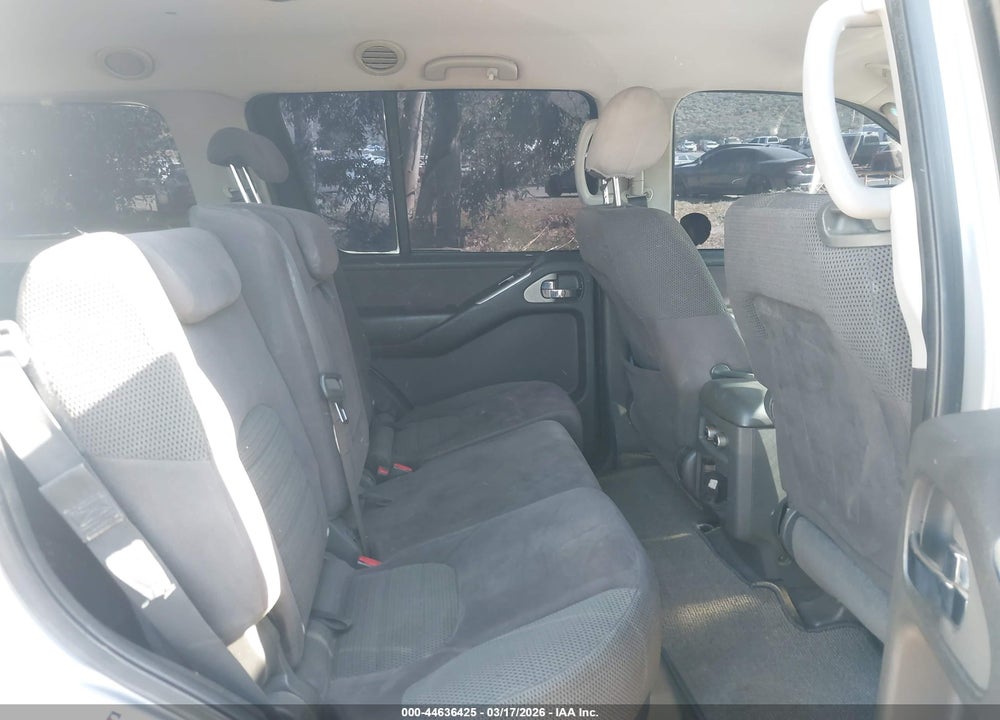 2006 NISSAN PATHFINDER SE VIN: 5N1AR18U46C623468