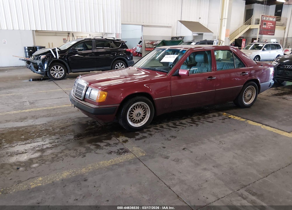 1993 MERCEDES-BENZ 300 E 2.8 VIN: WDBEA28E1PB872490