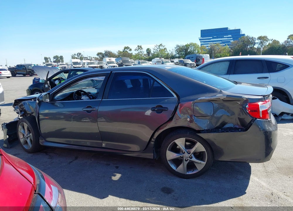 2014 TOYOTA CAMRY SE SPORT VIN: 4T1BF1FKXEU825335