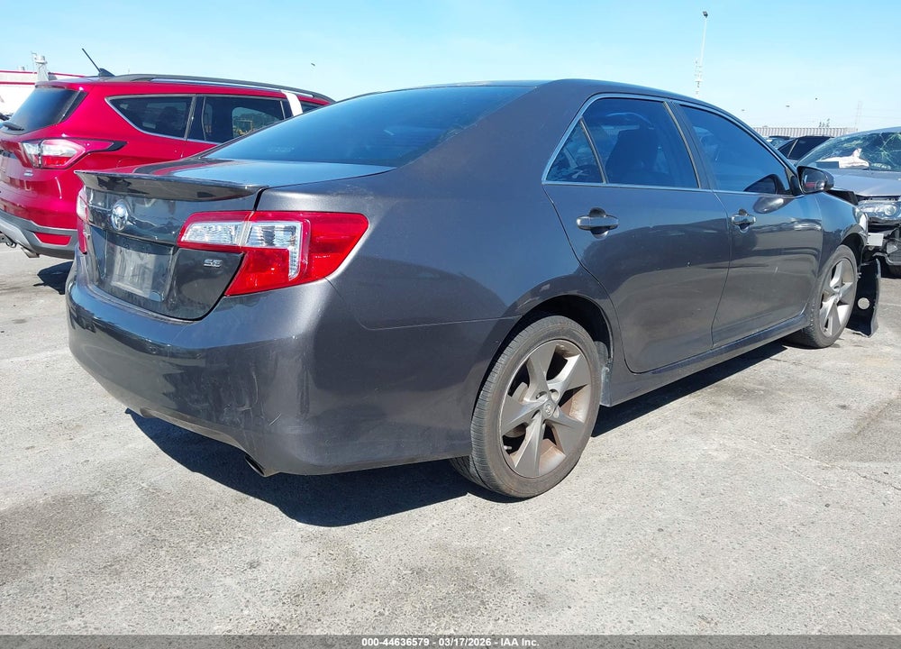 2014 TOYOTA CAMRY SE SPORT VIN: 4T1BF1FKXEU825335