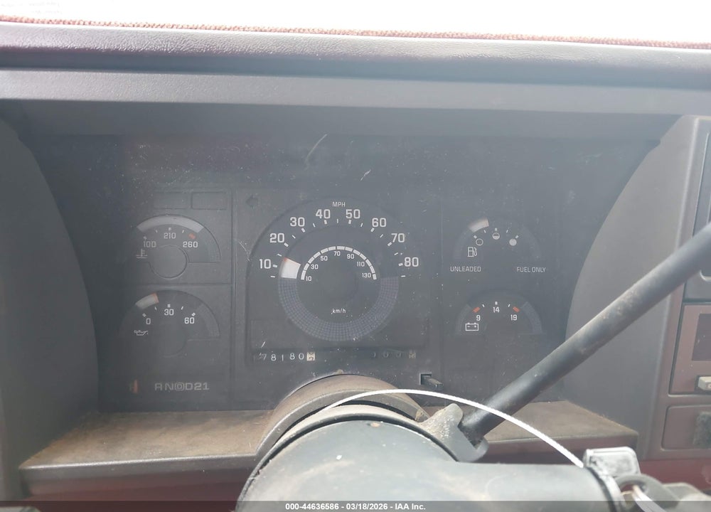 1990 CHEVROLET GMT-400 K1500 VIN: 2GCEK19K3L1209820