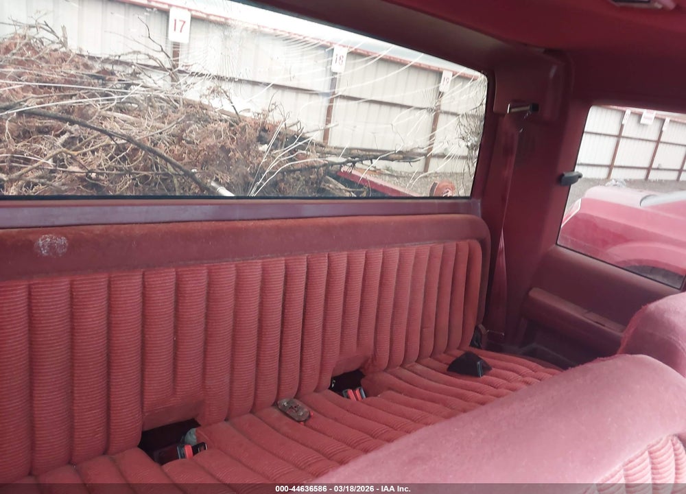 1990 CHEVROLET GMT-400 K1500 VIN: 2GCEK19K3L1209820