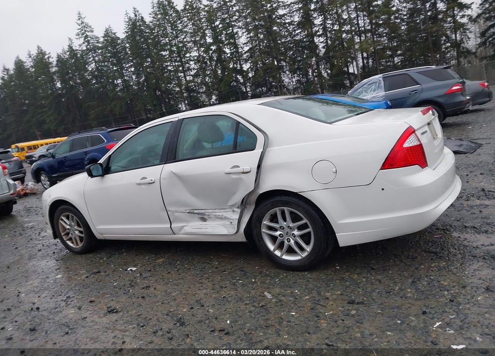 2011 FORD FUSION S VIN: 3FAHP0GA1BR178988