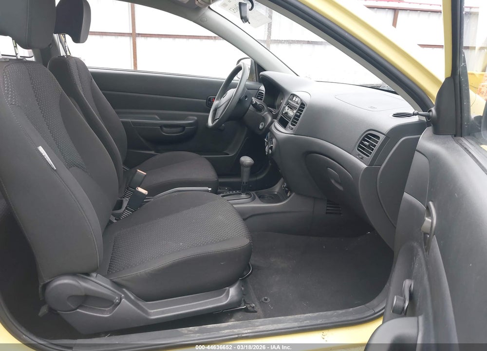 2010 HYUNDAI ACCENT GS VIN: KMHCM3AC9AU167958