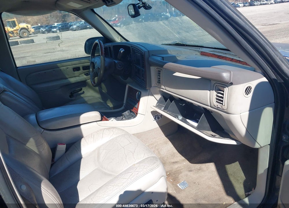 2005 CADILLAC ESCALADE STANDARD VIN: 1GYEK63N75R115038