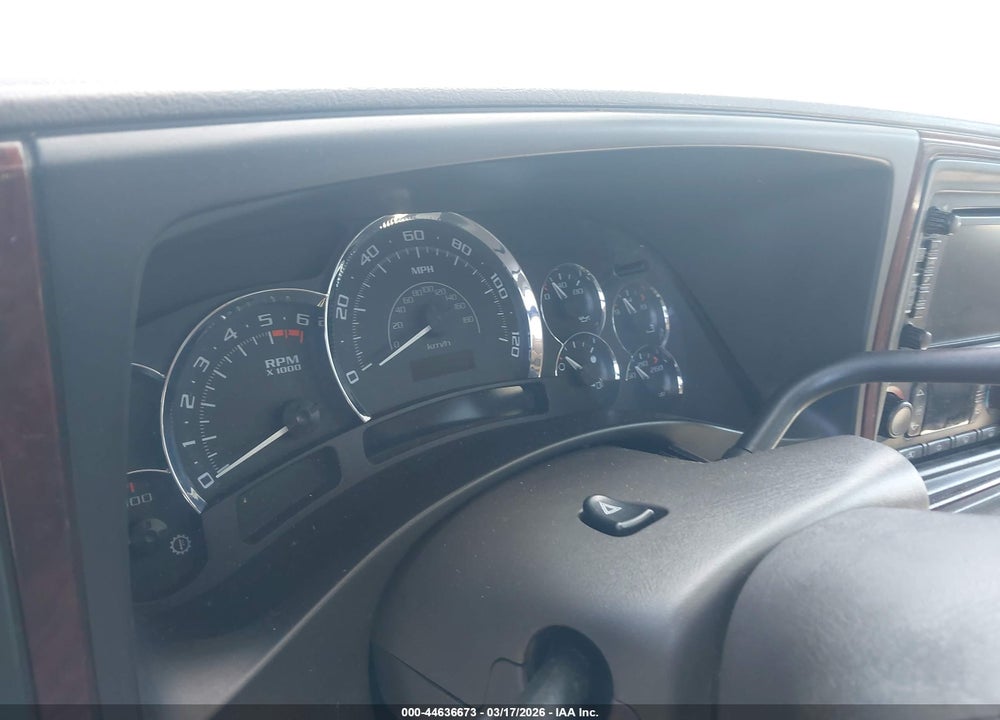 2005 CADILLAC ESCALADE STANDARD VIN: 1GYEK63N75R115038