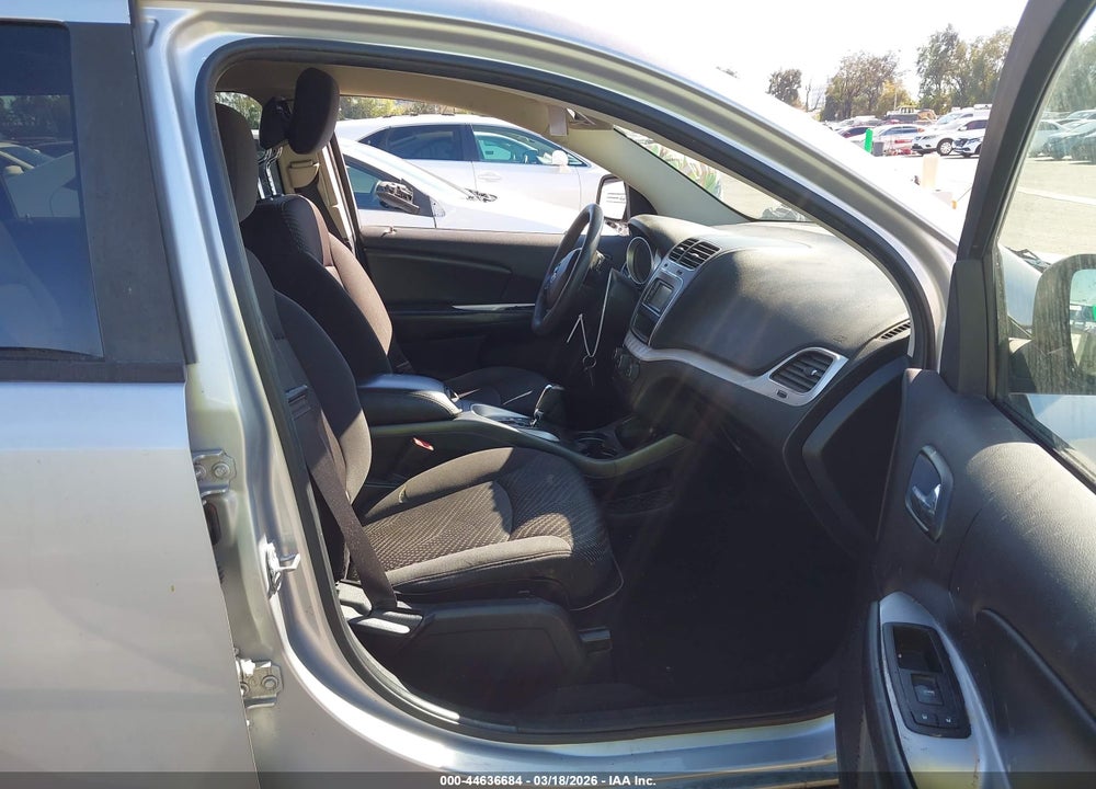 2014 DODGE JOURNEY SXT VIN: 3C4PDCBG0ET270872