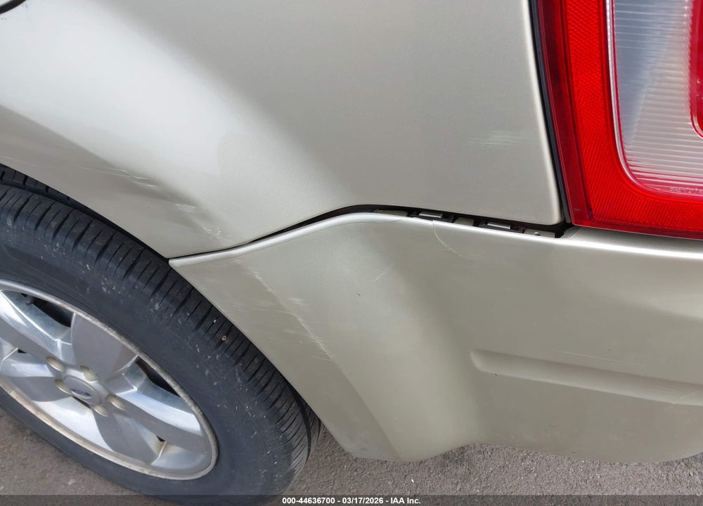 2010 FORD ESCAPE XLT VIN: 1FMCU9DGXAKD27634