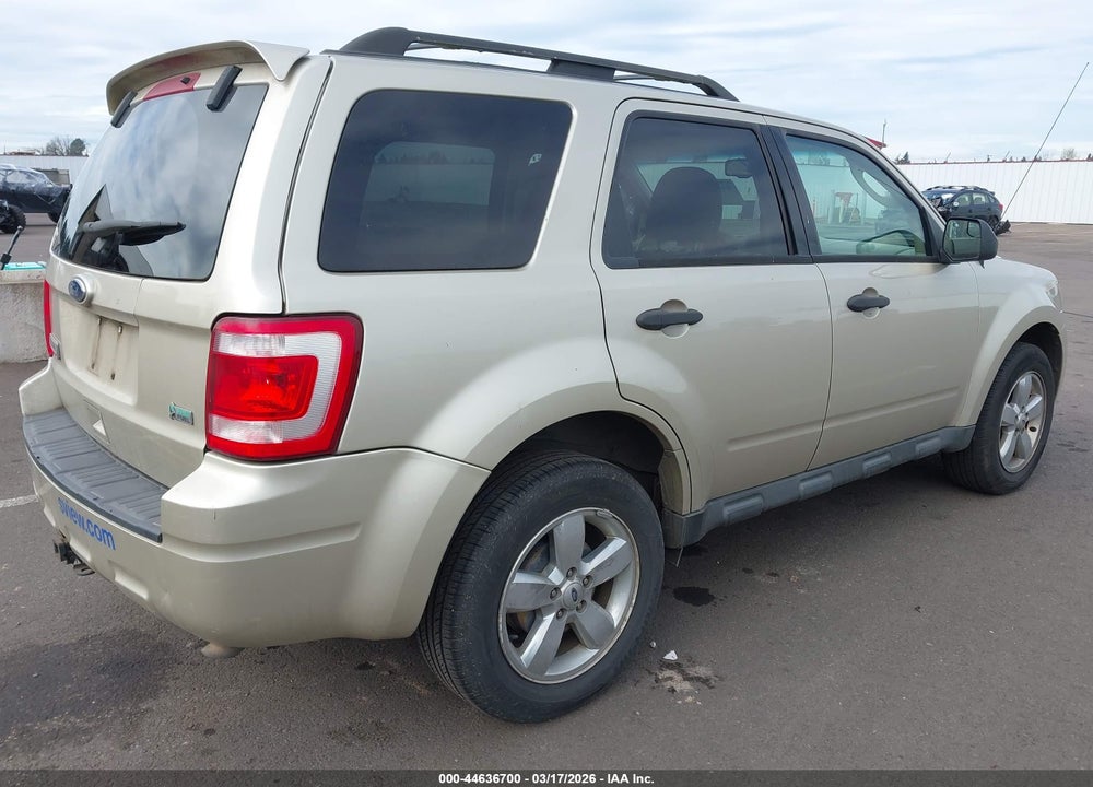 2010 FORD ESCAPE XLT VIN: 1FMCU9DGXAKD27634