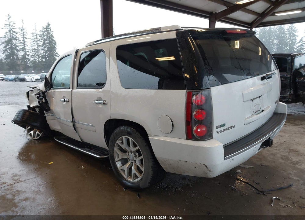 2012 GMC YUKON DENALI VIN: 1GKS2EEF9CR186414