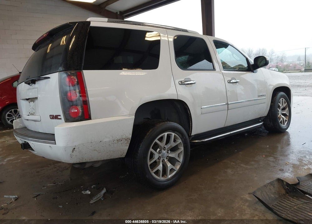 2012 GMC YUKON DENALI VIN: 1GKS2EEF9CR186414