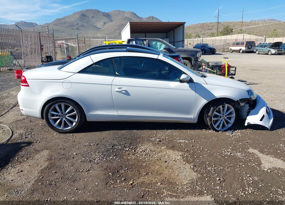 2013 VOLKSWAGEN EOS KOMFORT VIN: WVWBW8AH0DV008005