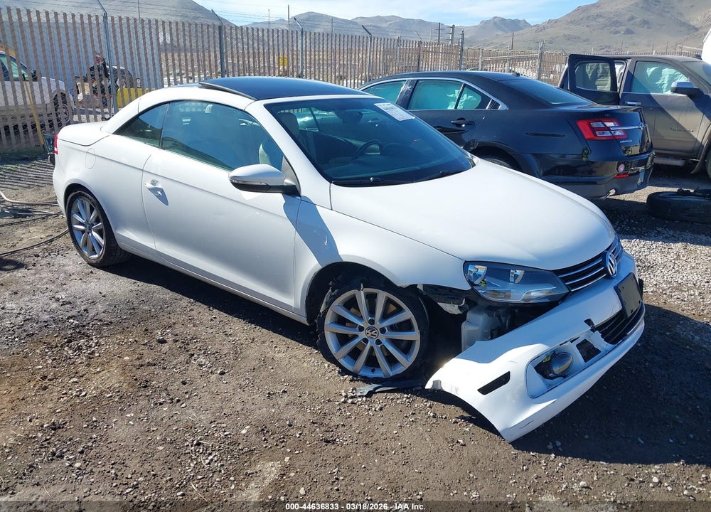 2013 VOLKSWAGEN EOS KOMFORT VIN: WVWBW8AH0DV008005