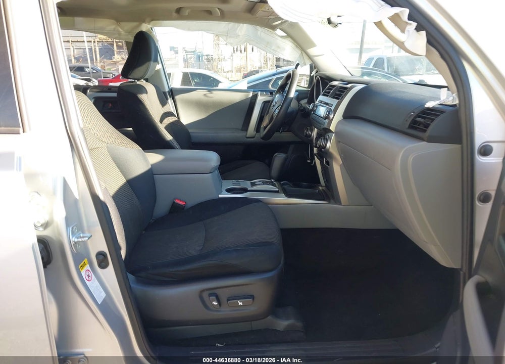 2010 TOYOTA 4RUNNER SR5 V6 VIN: JTEZU5JRXA5004949