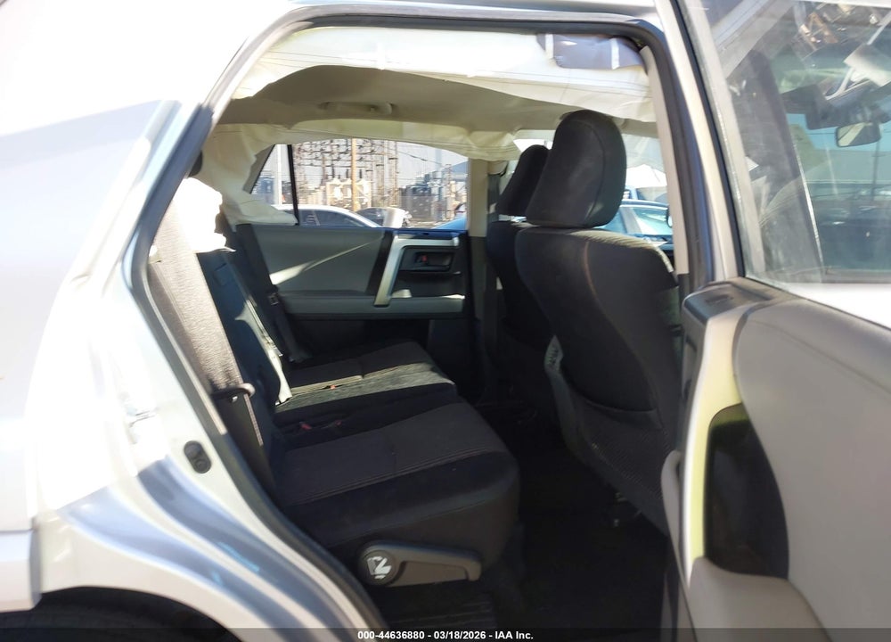 2010 TOYOTA 4RUNNER SR5 V6 VIN: JTEZU5JRXA5004949