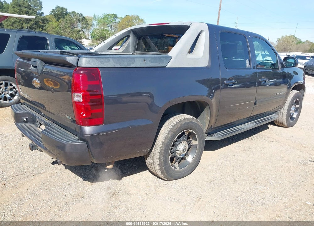 2010 CHEVROLET AVALANCHE 1500 LS VIN: 3GNVKEE05AG127353
