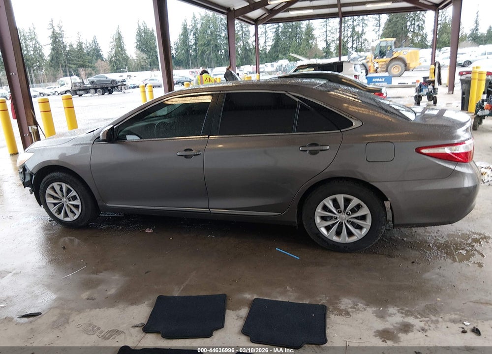 2017 TOYOTA CAMRY LE VIN: 4T1BF1FK1HU441027