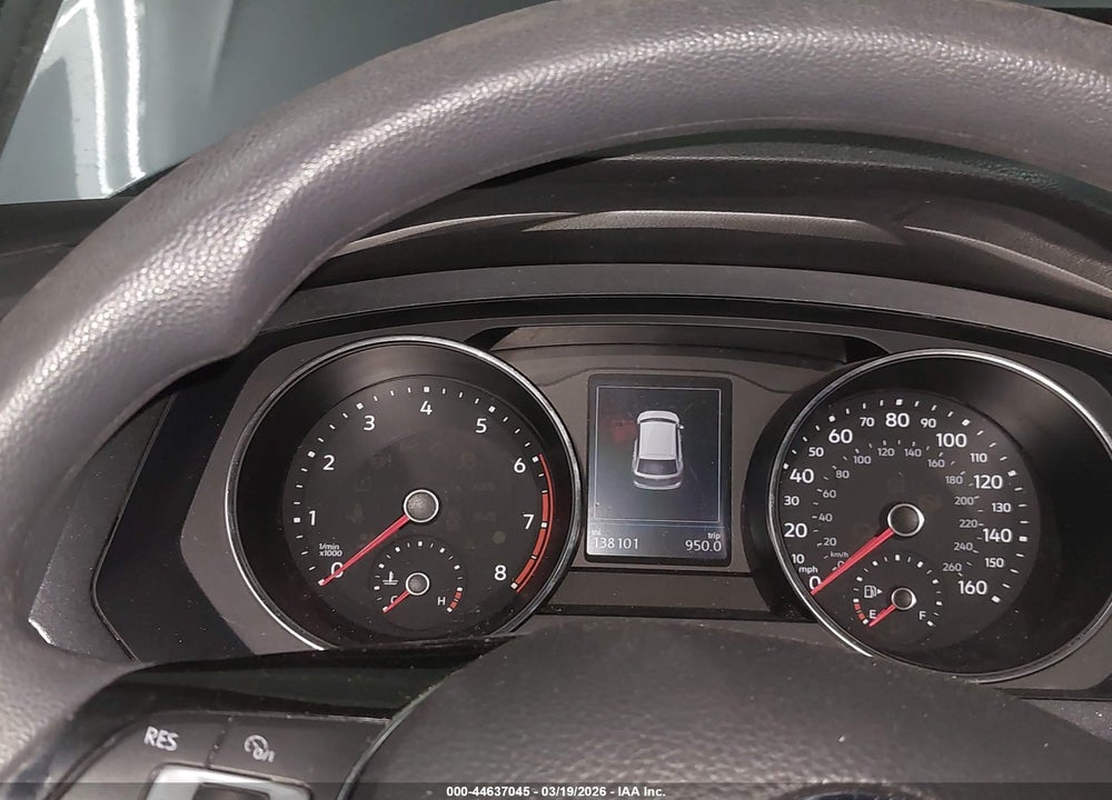 2018 VOLKSWAGEN TIGUAN 2.0T S VIN: 3VV1B7AX0JM052358