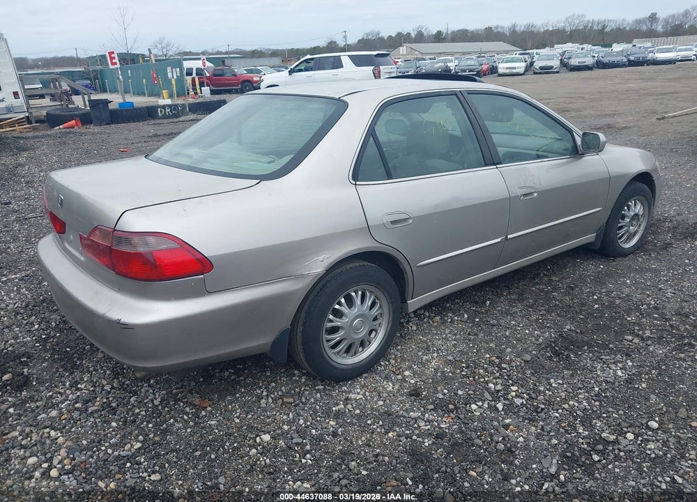 1999 HONDA ACCORD EX VIN: 1HGCG6673XA084563