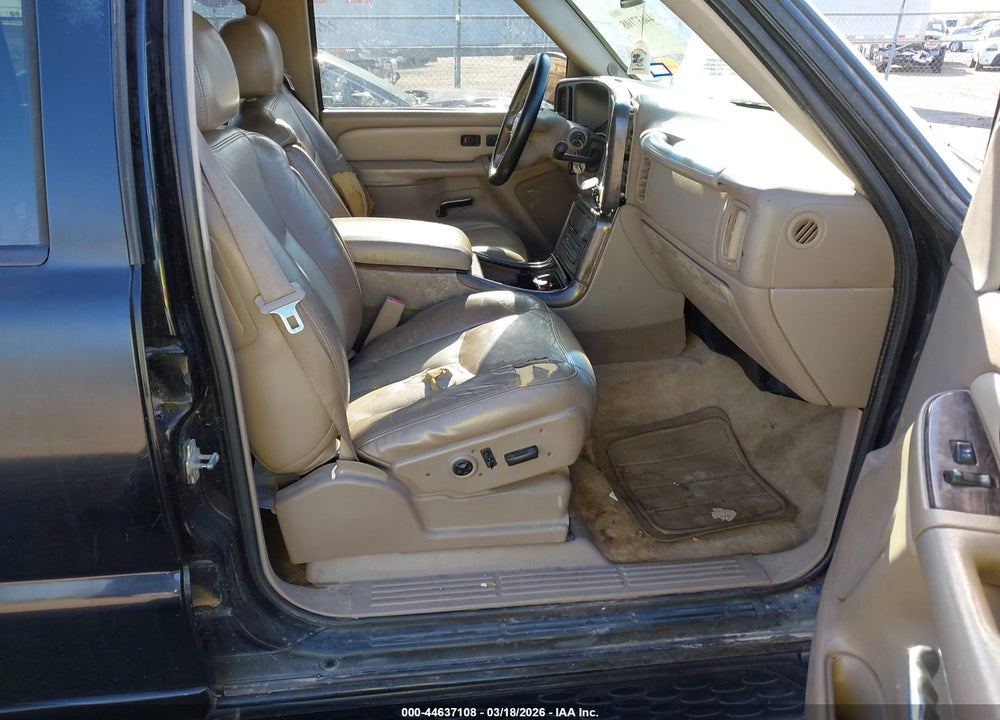 2006 GMC YUKON XL 1500 DENALI VIN: 1GKFK66U66J129210