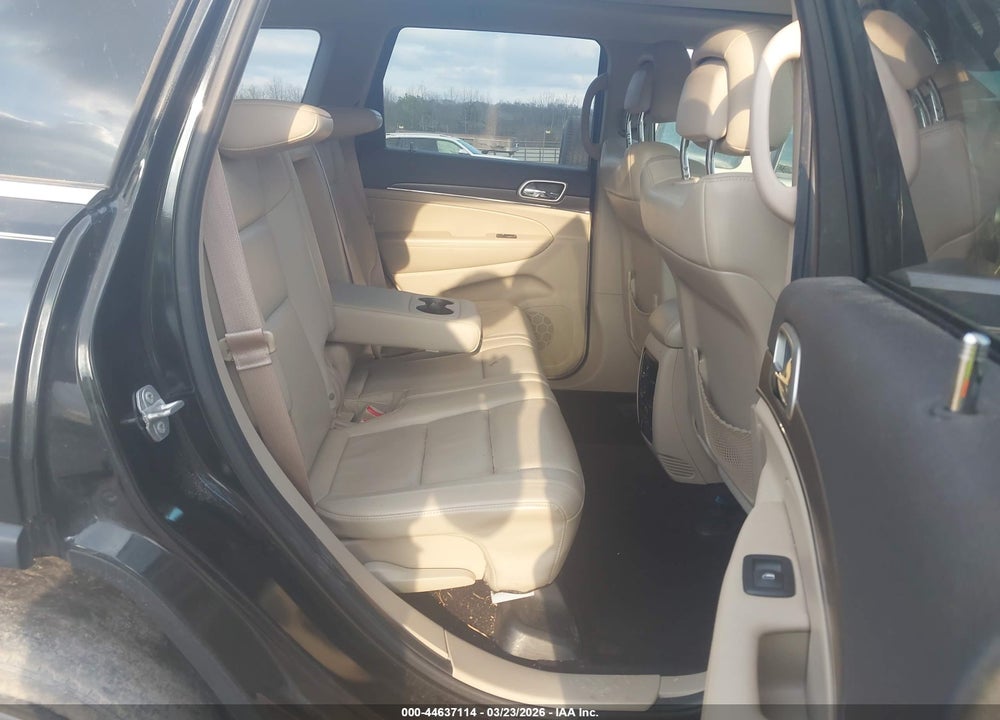 2016 JEEP GRAND CHEROKEE LIMITED VIN: 1C4RJEBG9GC368729