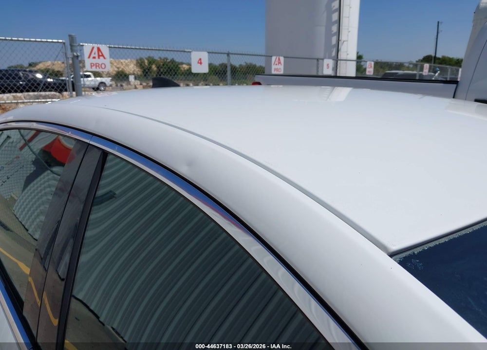 2019 CHEVROLET MALIBU 1FL VIN: 1G1ZC5ST1KF198213