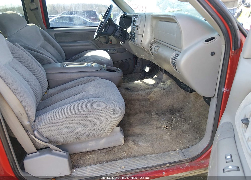1999 CHEVROLET TAHOE LS VIN: 1GNEK13R0XJ537379