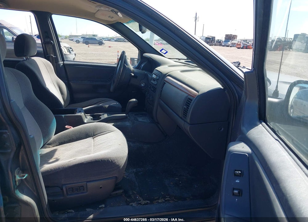 1999 JEEP GRAND CHEROKEE LAREDO VIN: 1J4G258S1XC713908