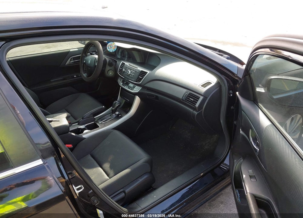 2015 HONDA ACCORD LX VIN: 1HGCR2F36FA134872