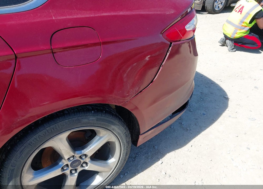 2016 FORD FUSION SE VIN: 3FA6P0HD2GR391231