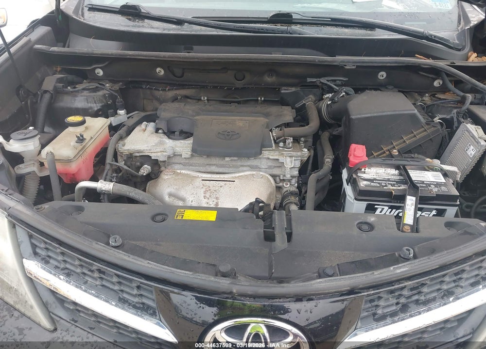 2015 TOYOTA RAV4 XLE VIN: 2T3RFREV6FW324721