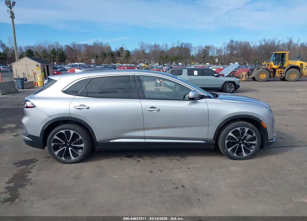 2025 VINFAST VF 8 PLUS VIN: RLLV1AFA4SH012218