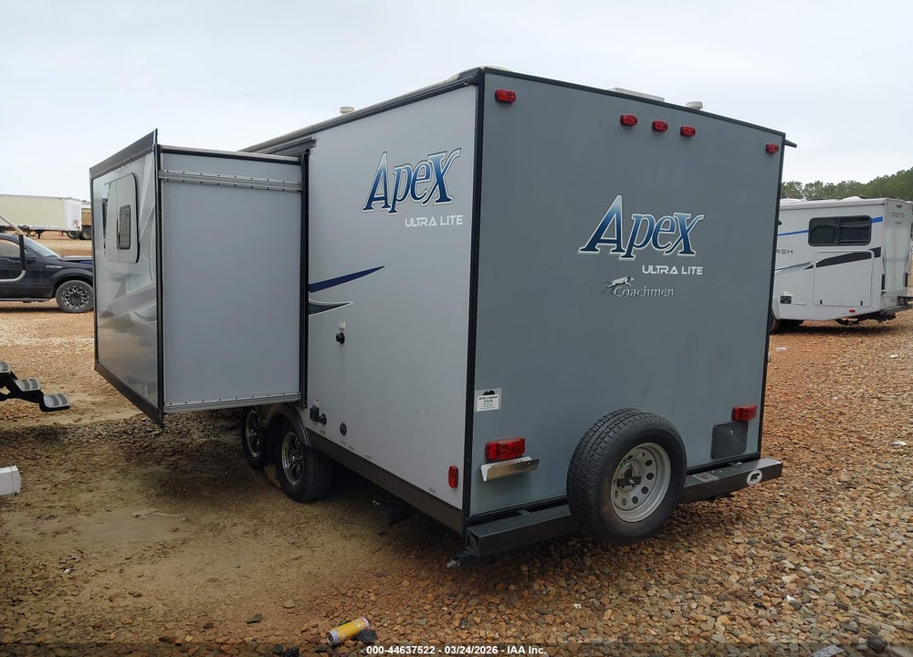 2017 FOREST RIVER 215 VIN: 5ZT2CXLB8HA010981