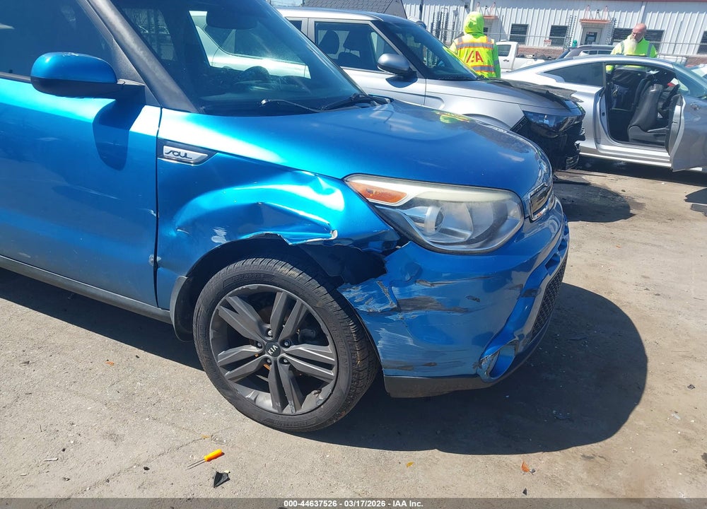 2015 KIA SOUL + VIN: KNDJP3A51F7152297