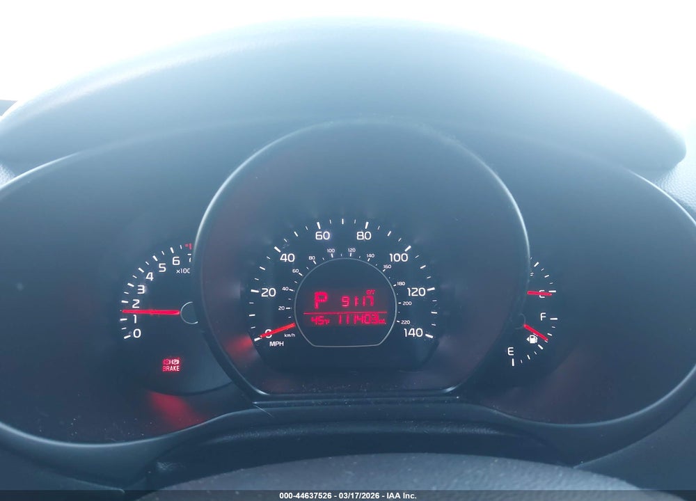 2015 KIA SOUL + VIN: KNDJP3A51F7152297